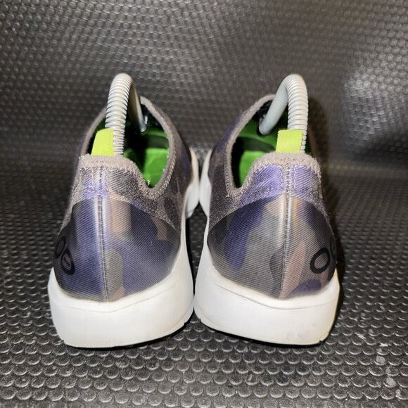 OOFOS OOmg eeZee Low White Blue Camo Women Slip On Recovery Comfort Shoes Size 8 - Picture 3 of 8